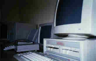 Imagen parcial de la sala de informática